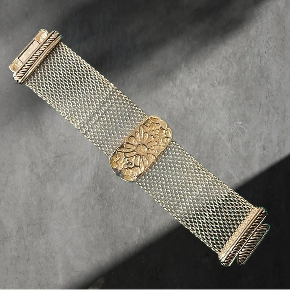 Silver Fashion Magnetic Bracelet - Picture 3 of 4